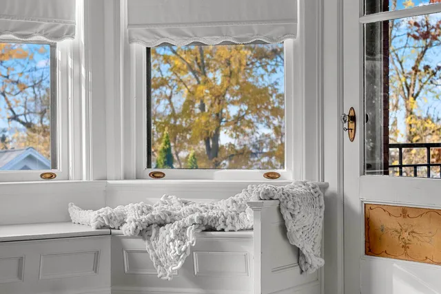 $950,000 | 902 South Madison Street, Green Bay, WI 54301