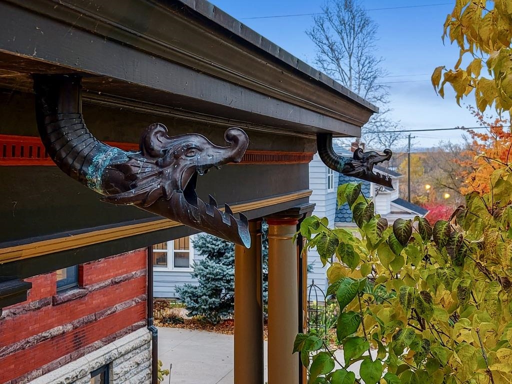 902 South Madison Street Green Bay, WI 54301 - Photo 6 of 90