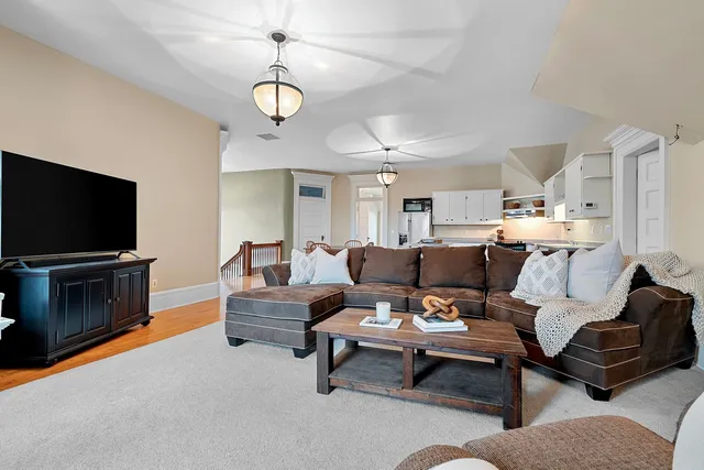 $950,000 | 902 South Madison Street, Green Bay, WI 54301