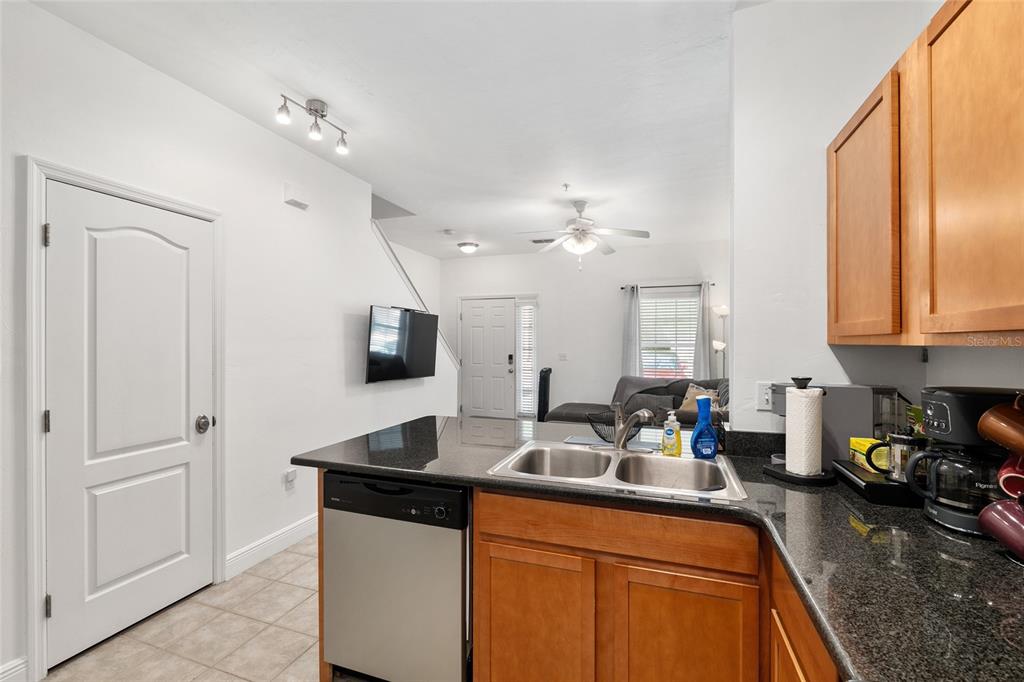 2972 Southwest 35th Place, Unit 86 Gainesville, FL 32608 - Photo 14 of 35