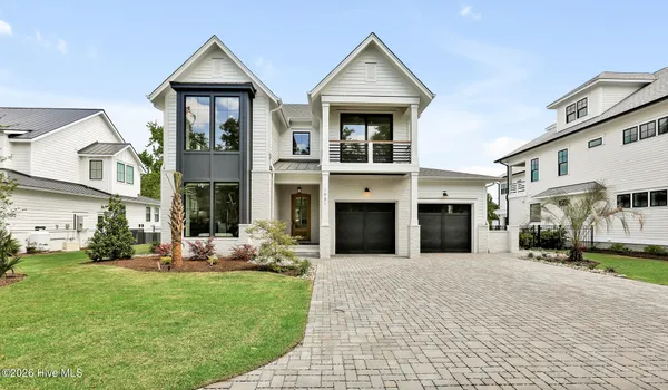 $1,374,900 | 1941 Loblolly Landing Lane, Wilmington, NC 28411