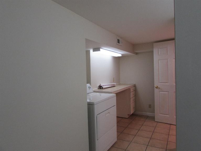 215 Catalpa Road Lexington, KY 40502 - Photo 45 of 53 Photo 47