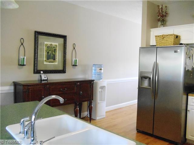 123 Hagen Road Advance, NC 27006 - Photo 5 of 16 Kitchen.