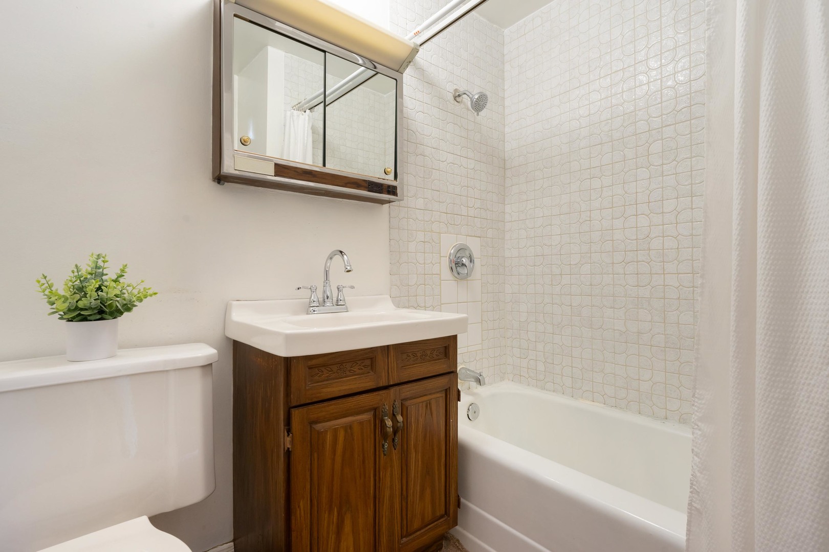 1457 South Wolf Road Hillside, IL 60162 - Photo 15 of 17 Gallery Image 15