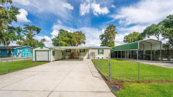 $575,000 | 56310 Redbud Road, Astor, FL 32102
