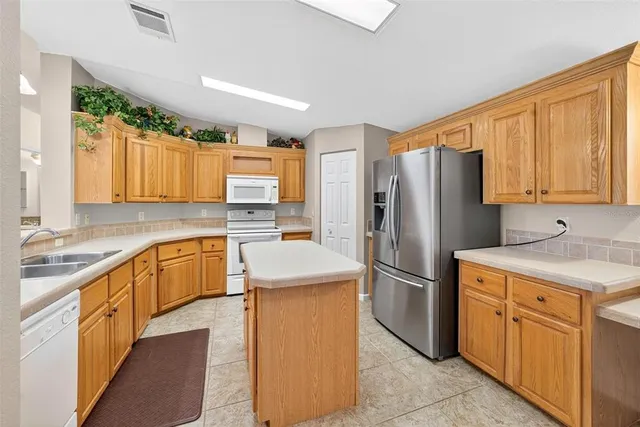 $600,000 | 56310 Redbud Road, Astor, FL 32102