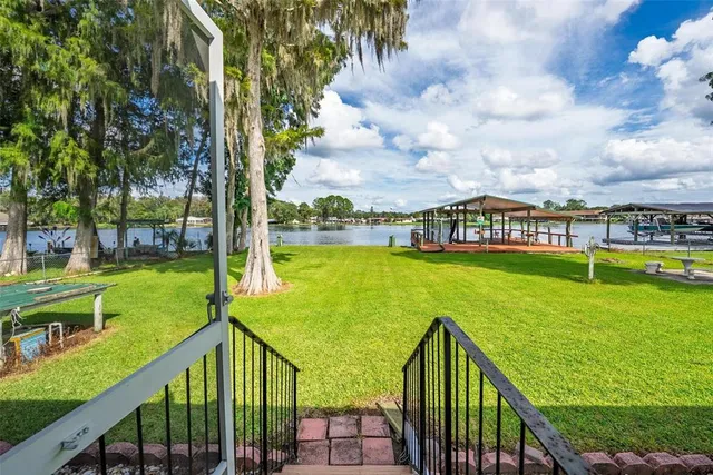 $600,000 | 56310 Redbud Road, Astor, FL 32102