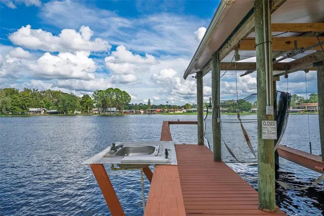 $600,000 | 56310 Redbud Road, Astor, FL 32102