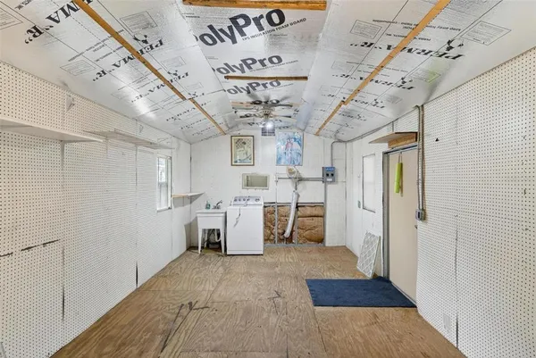 $575,000 | 56310 Redbud Road, Astor, FL 32102