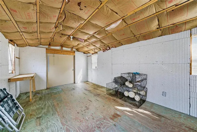 $600,000 | 56310 Redbud Road, Astor, FL 32102