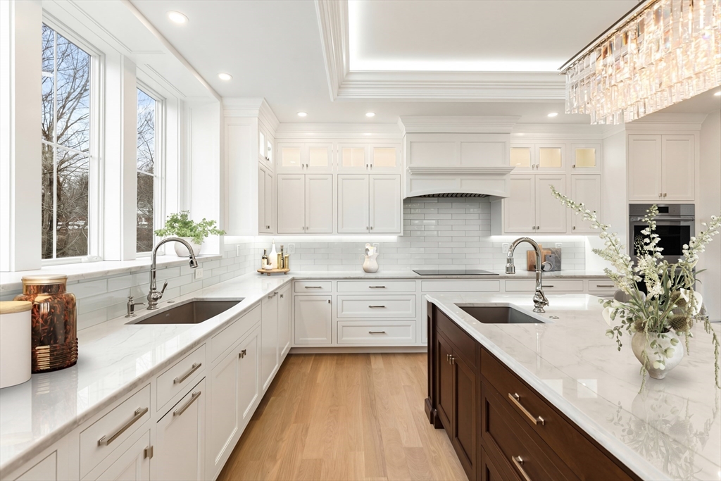 320 Concord Avenue Lexington, MA 02421 - Photo 9 of 32