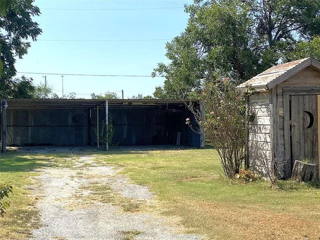 $169,000 | 206 East 18th Street, Cisco, TX 76437