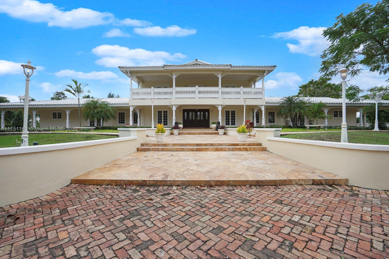 13920 Stirling Road Southwest Ranches, FL 33330 - Photo 6 of 98
