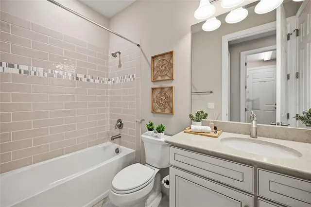 $839,000 | 16741 Ellsworth Avenue, Bradenton, FL 34202