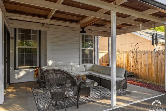 $339,900 | 2925 Whitmore Drive, Lawrence, KS 66046