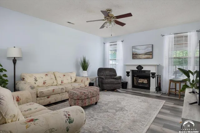 $339,900 | 2925 Whitmore Drive, Lawrence, KS 66046