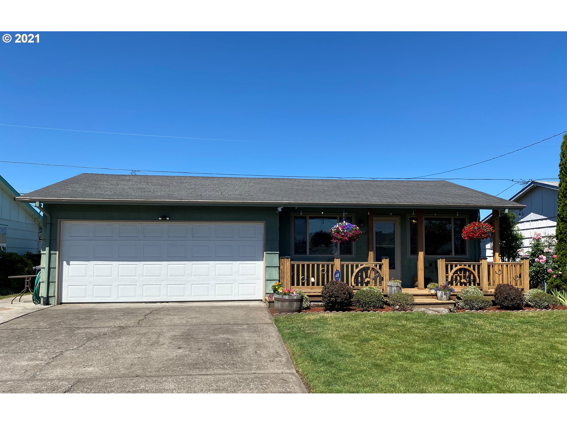 1649 Sallal Road Woodburn, OR 97071 - Photo 1 of 22 Gallery Image 1