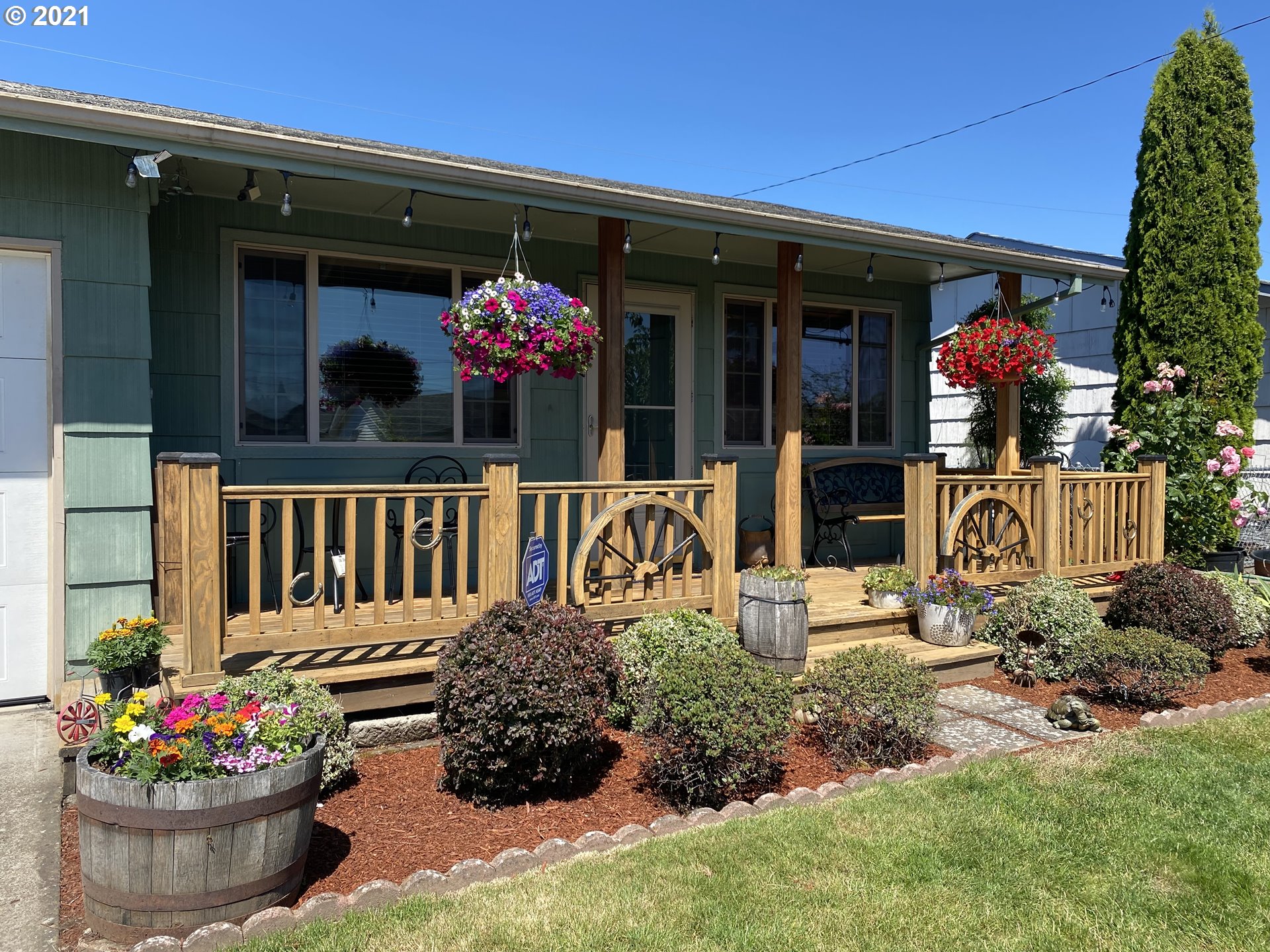 1649 Sallal Road Woodburn, OR 97071 - Photo 2 of 22 Gallery Image 2