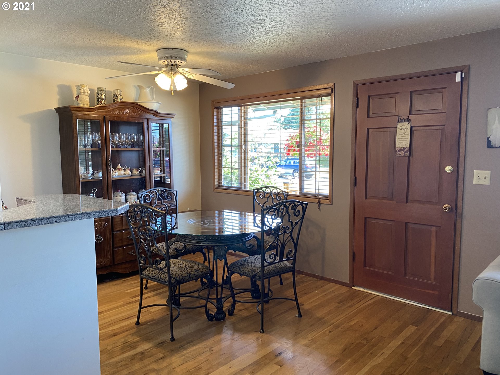 1649 Sallal Road Woodburn, OR 97071 - Photo 14 of 22 Gallery Image 14