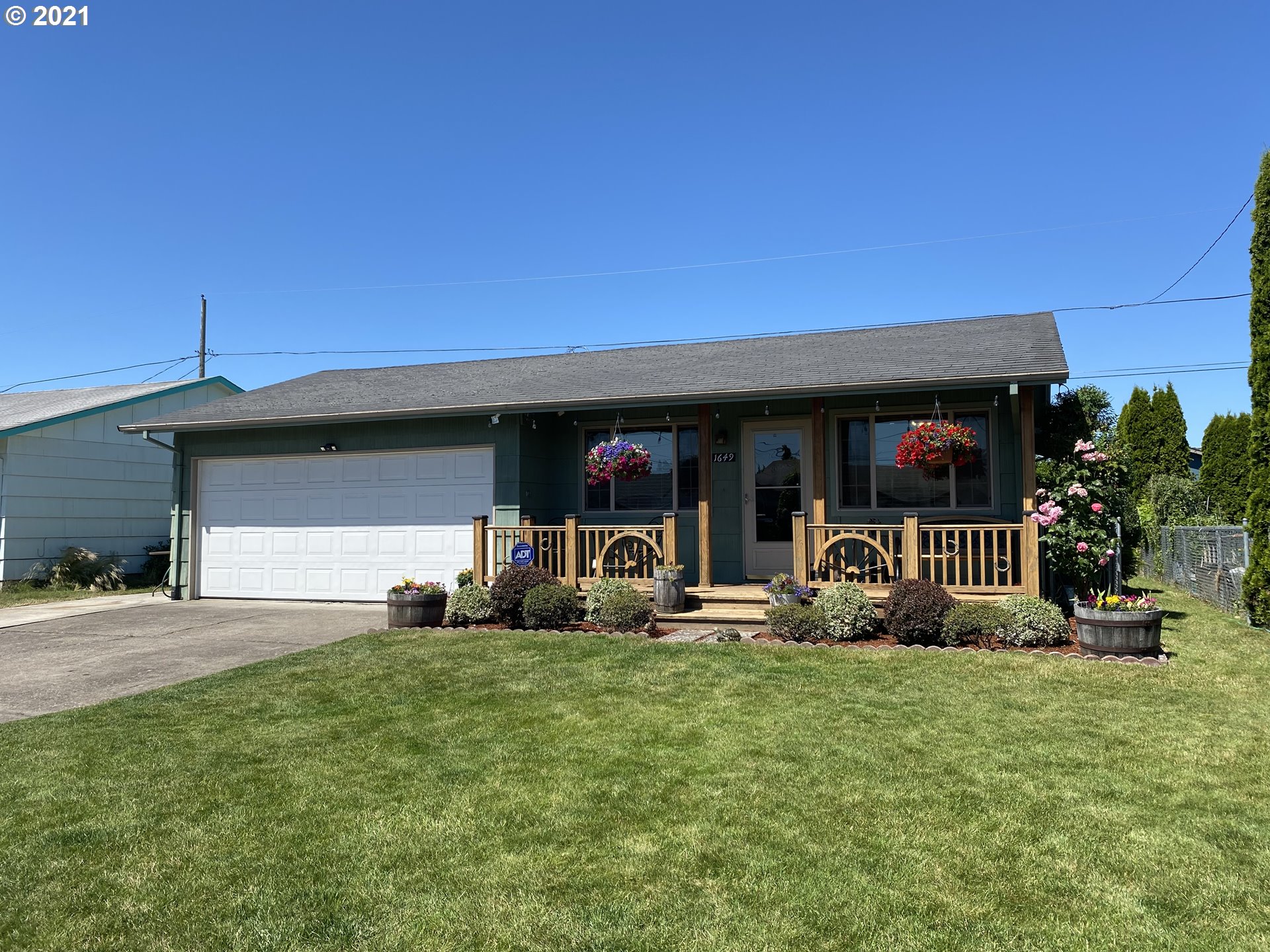 1649 Sallal Road Woodburn, OR 97071 - Photo 4 of 22 Gallery Image 4
