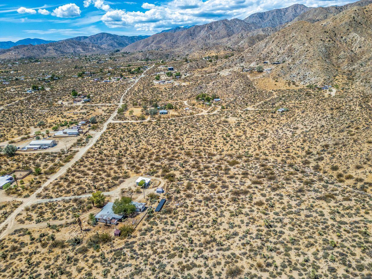 51944 Northridge Road Morongo Valley, CA 92256 - Photo 36 of 46 28
