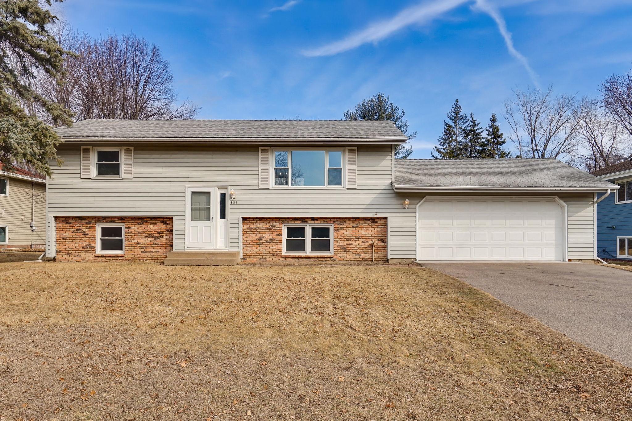 8291 Sunnyside Road Mounds View, MN 55112 - Photo 1 of 1 Gallery Image 1