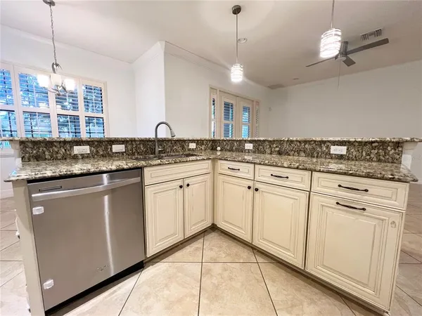 $3,200 | 8213 Prestbury Drive, Orlando, FL 32832