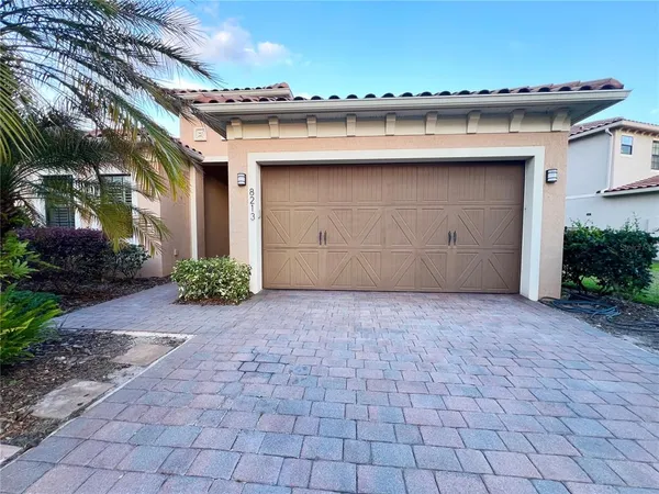 $3,200 | 8213 Prestbury Drive, Orlando, FL 32832