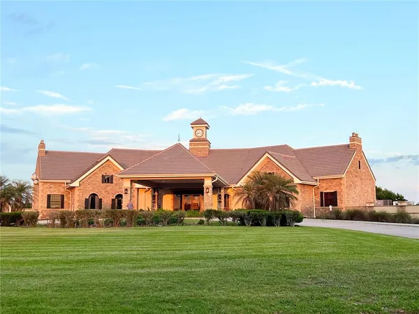 $3,200 | 8213 Prestbury Drive, Orlando, FL 32832