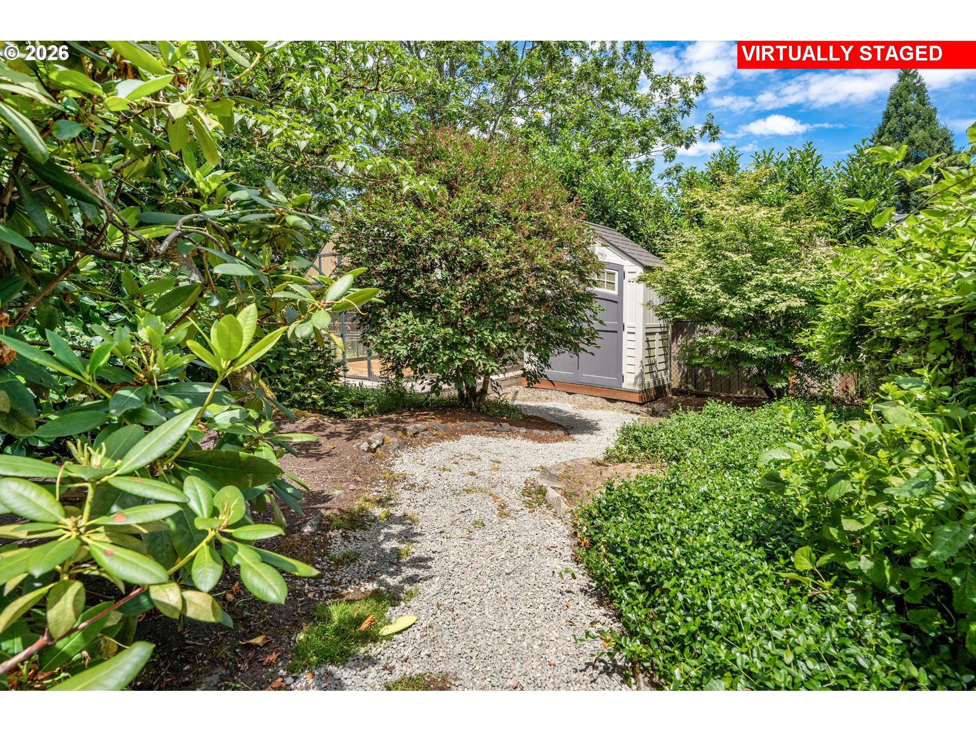 8887 Southwest 67th Place Portland, OR 97223 - Photo 10 of 35