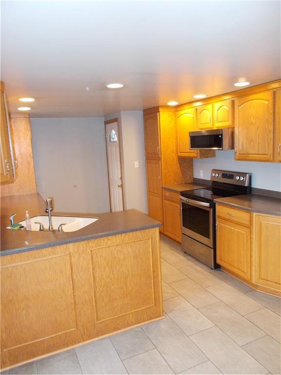 10894 Old Trail Road Irwin, PA 15642 - Photo 5 of 21 Gallery Image 5