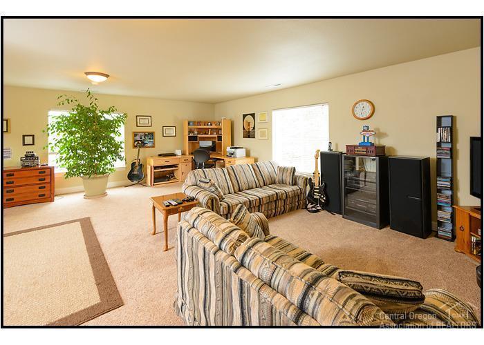 20268 Halfway Road Bend, OR 97703 - Photo 9 of 20 Additional Photo