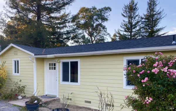 $1,995,000 | 4605 Gravenstein Highway North, Sebastopol, CA 95472