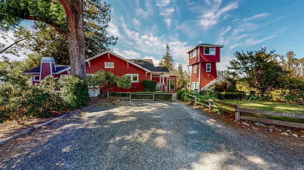$1,995,000 | 4605 Gravenstein Highway North, Sebastopol, CA 95472