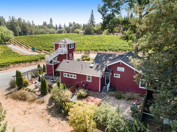 $1,995,000 | 4605 Gravenstein Highway North, Sebastopol, CA 95472