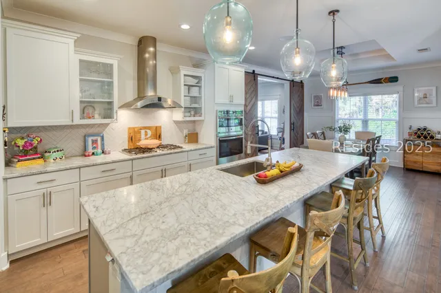 $1,385,000 | 7 Attleboro Place, Bluffton, SC 29910