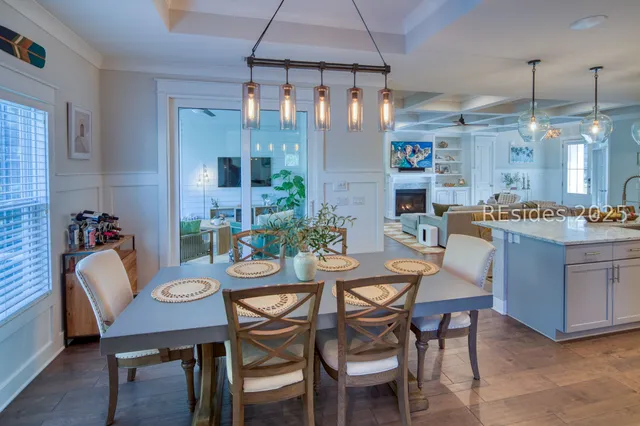$1,385,000 | 7 Attleboro Place, Bluffton, SC 29910