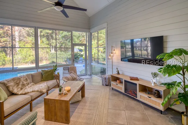 $1,385,000 | 7 Attleboro Place, Bluffton, SC 29910