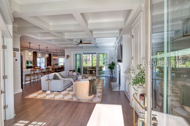 $1,385,000 | 7 Attleboro Place, Bluffton, SC 29910