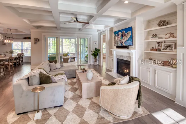 $1,385,000 | 7 Attleboro Place, Bluffton, SC 29910