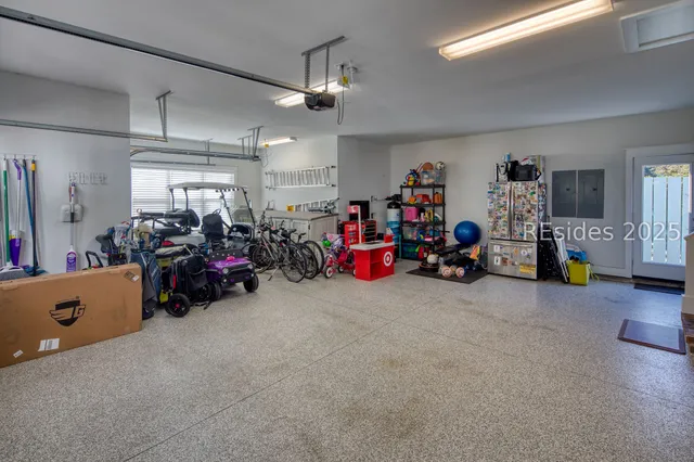 $1,385,000 | 7 Attleboro Place, Bluffton, SC 29910