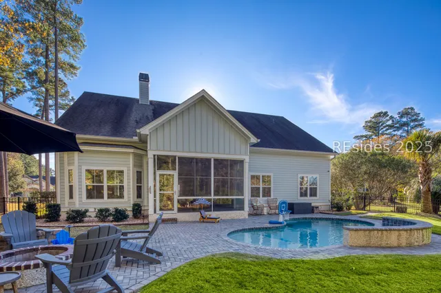 $1,385,000 | 7 Attleboro Place, Bluffton, SC 29910
