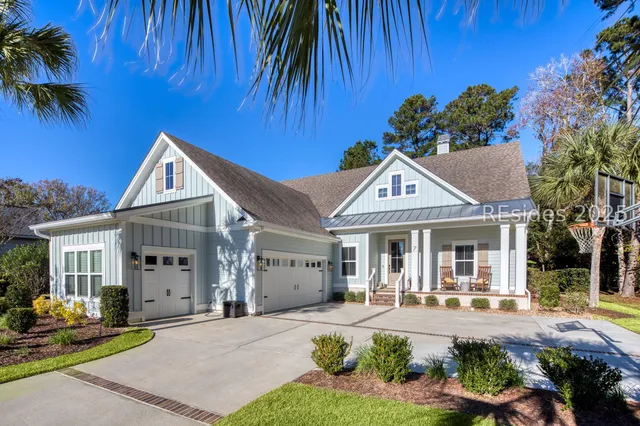 $1,385,000 | 7 Attleboro Place, Bluffton, SC 29910