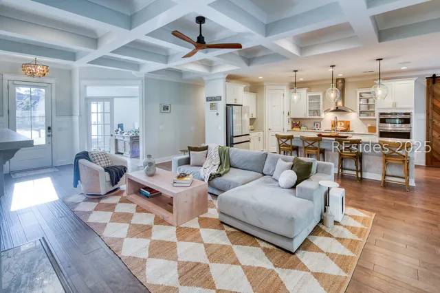 $1,385,000 | 7 Attleboro Place, Bluffton, SC 29910
