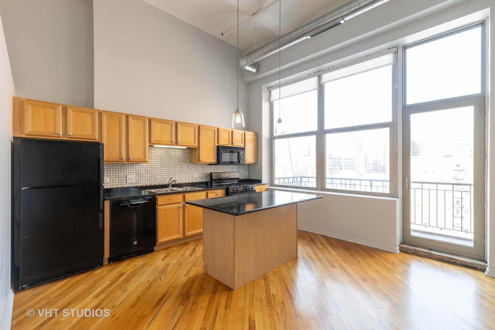 500 South Clinton Street, Unit 812 Chicago, IL 60607 - Photo 3 of 12