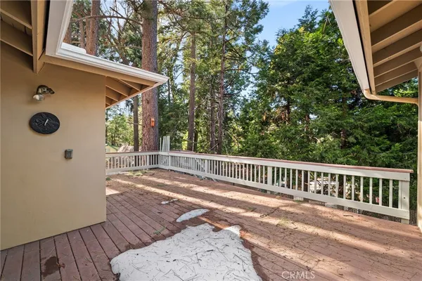 $485,000 | 31686 Luring Pines Circle, Running Springs, CA 92382