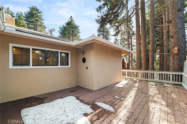 $485,000 | 31686 Luring Pines Circle, Running Springs, CA 92382