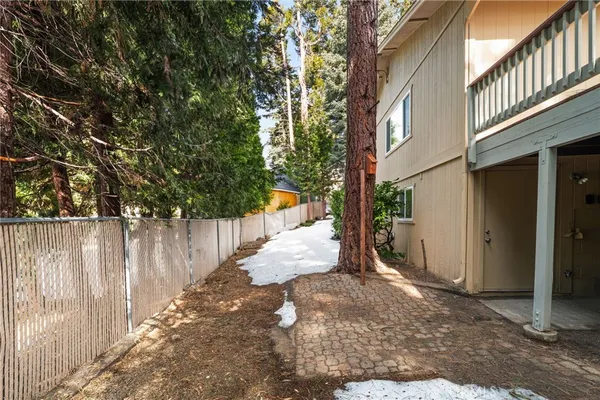 $485,000 | 31686 Luring Pines Circle, Running Springs, CA 92382