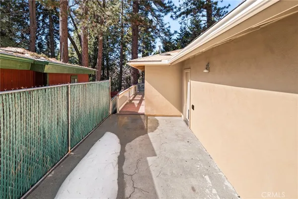 $485,000 | 31686 Luring Pines Circle, Running Springs, CA 92382