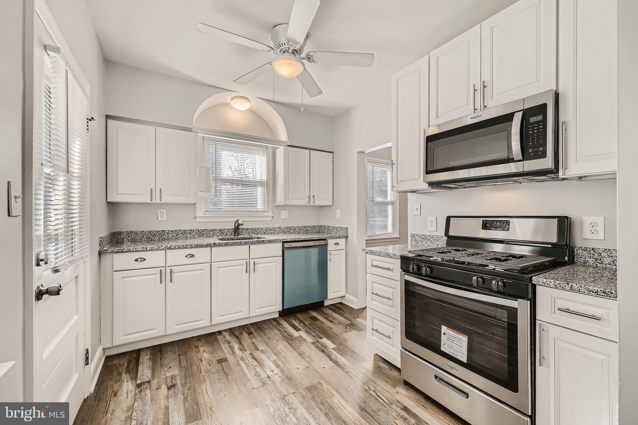 1807 Frederick Road Baltimore, MD 21228 - Photo 19 of 32